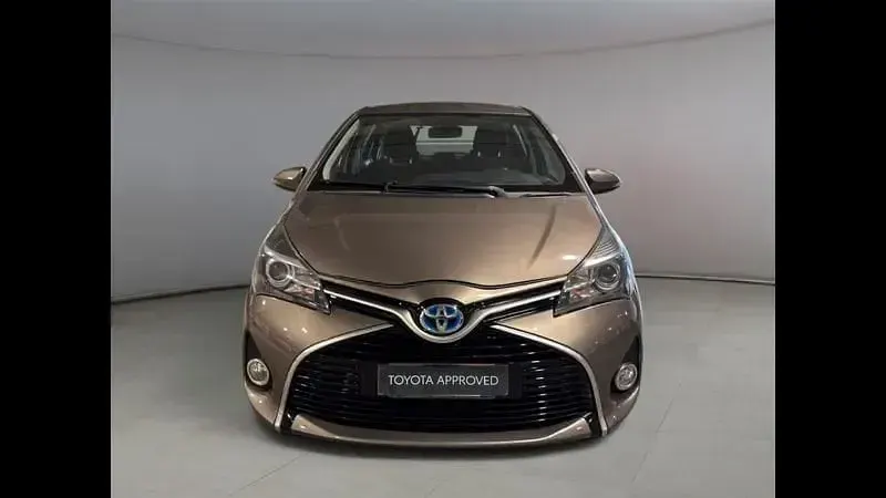 Usata Toyota Yaris Active 101 CV (74 kW) 2016 Utilitaria