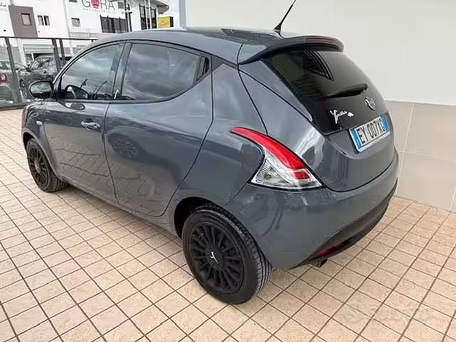Usata Lancia Ypsilon 2014 Utilitaria