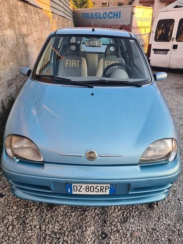 Usata 2010 Fiat 600 Tre volumi | 1800 € (Ottimo prezzo) - Immagine 1/4