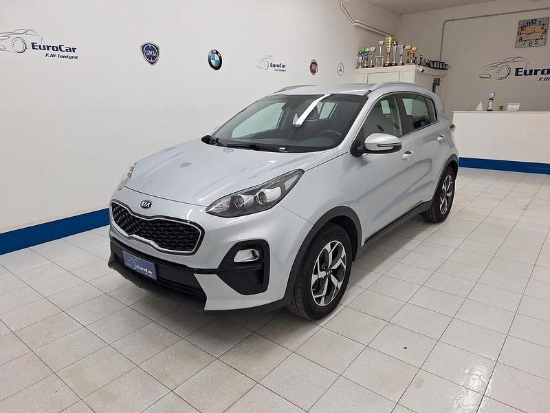 Argento Usata 2021 Kia Sportage SUV | 17.500 € (Buon prezzo) - Immagine 1/4