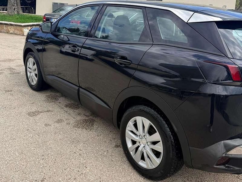 Usata Peugeot 3008 Business-Line 120 CV (88 kW) 2017 Nero SUV