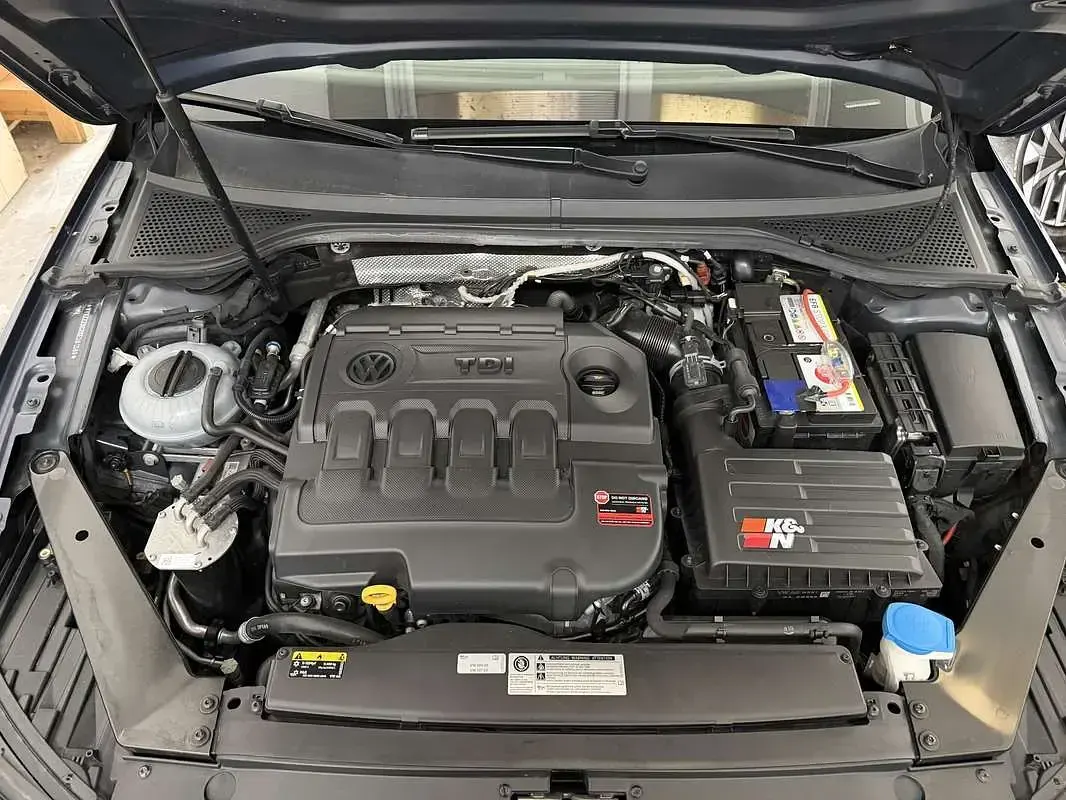 Usata VW Passat Business 120 CV (88 kW) 2019 Bluazzurro Station wagon