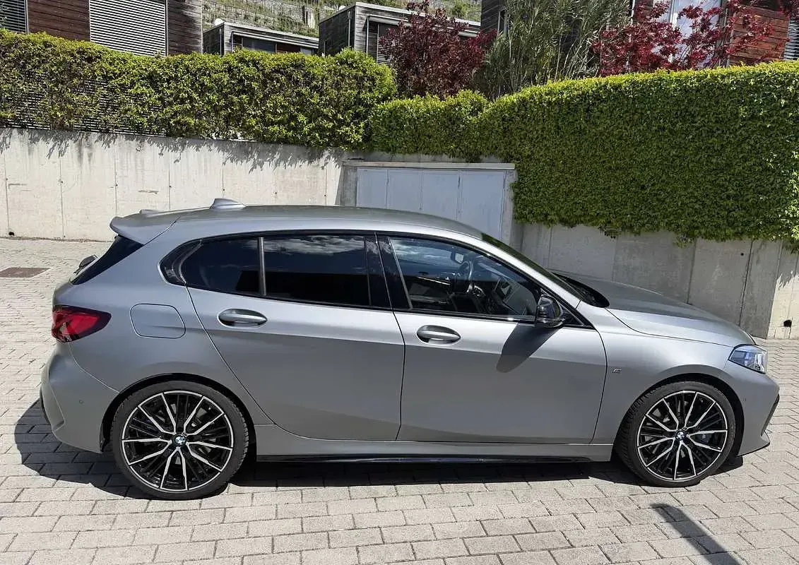 Usata BMW M135 306 CV (225 kW) 2022 Grigio Utilitaria