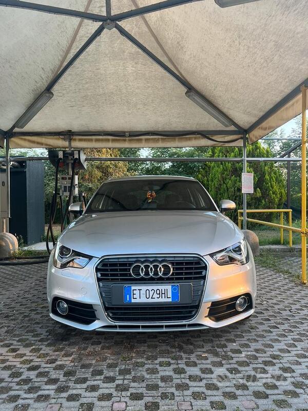 Usato 2014 Audi A1 Sportback 1.6 Diesel 105 CV (16.000 €)