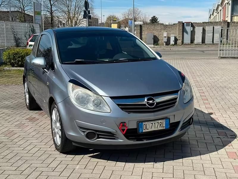 Usata Opel Corsa Sport 90 CV (66 kW) 2008 Grigio Utilitaria