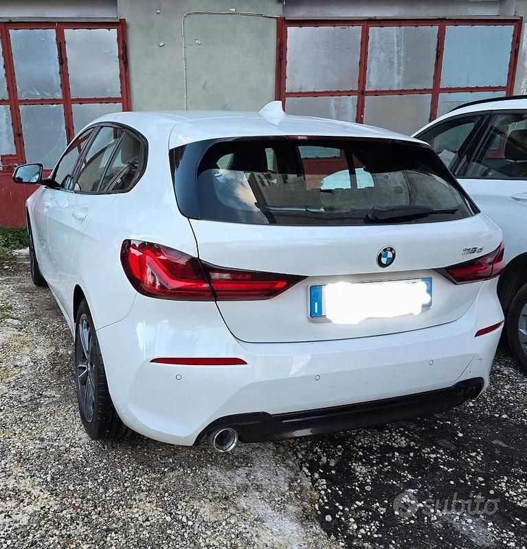 Usata BMW 116 Sport Line 116 CV (85 kW) 2021 Bianco Utilitaria