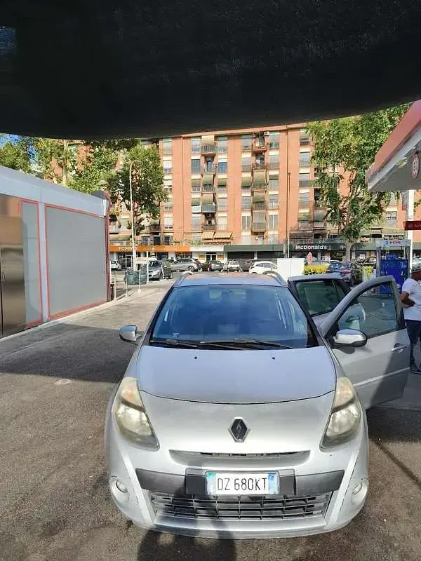 Usata Renault Clio Dynamique 75 CV (55 kW) 2009 Station wagon