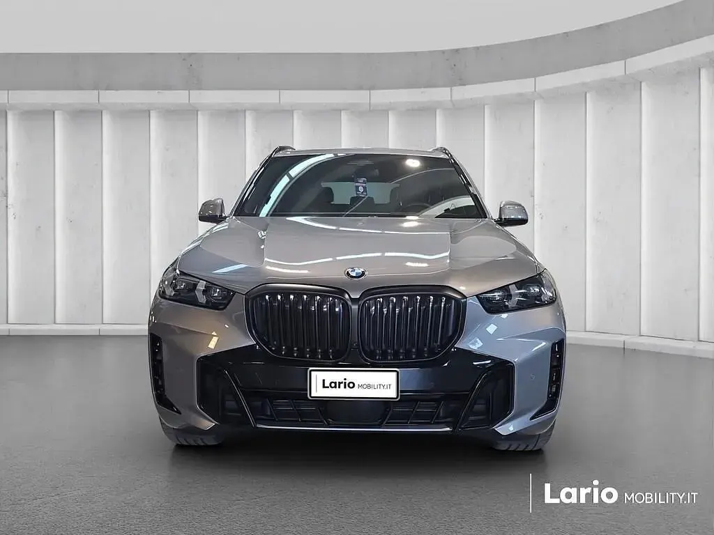 Usata BMW X5 M Sport 297 CV (218 kW) 2023 Grigio SUV