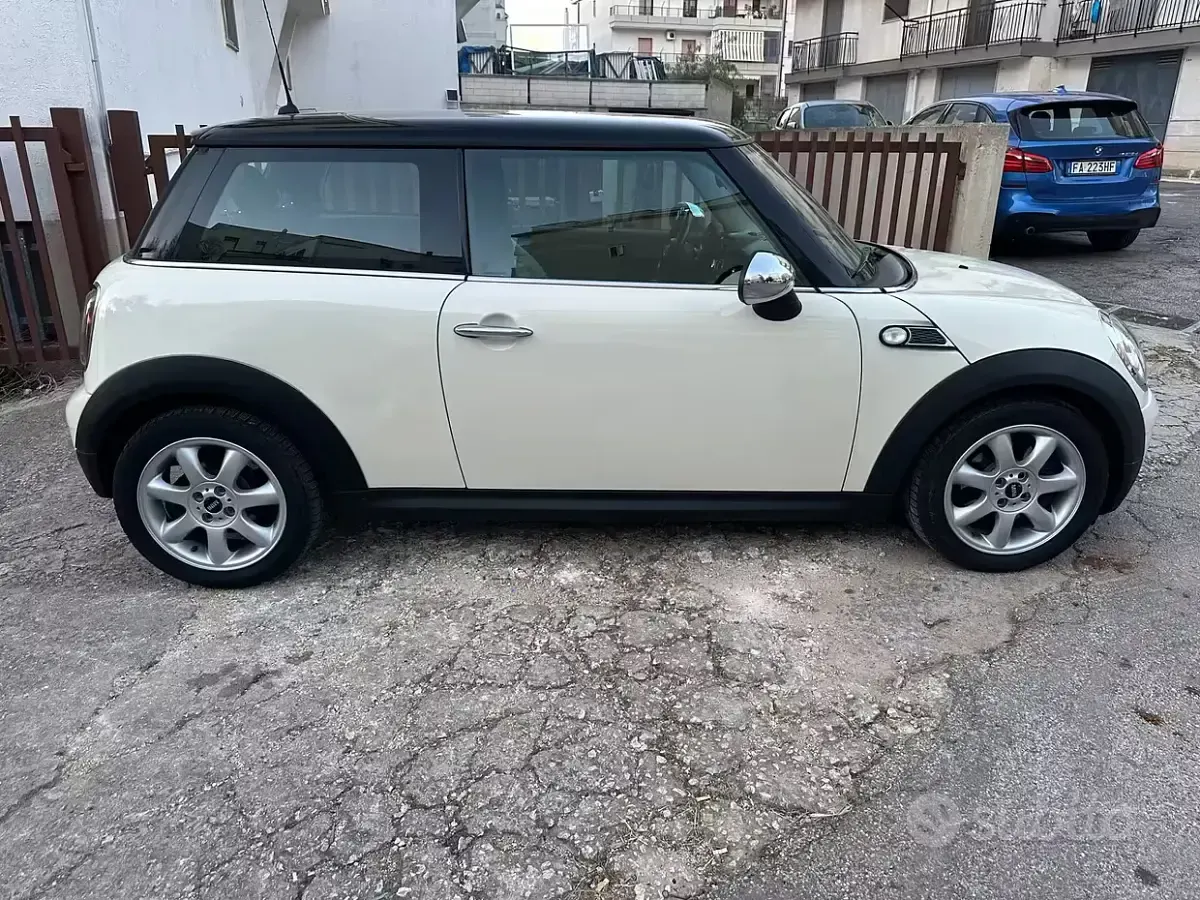 Begagnad Mini One D 109 HK (80 kW) 2010 Halvkombi
