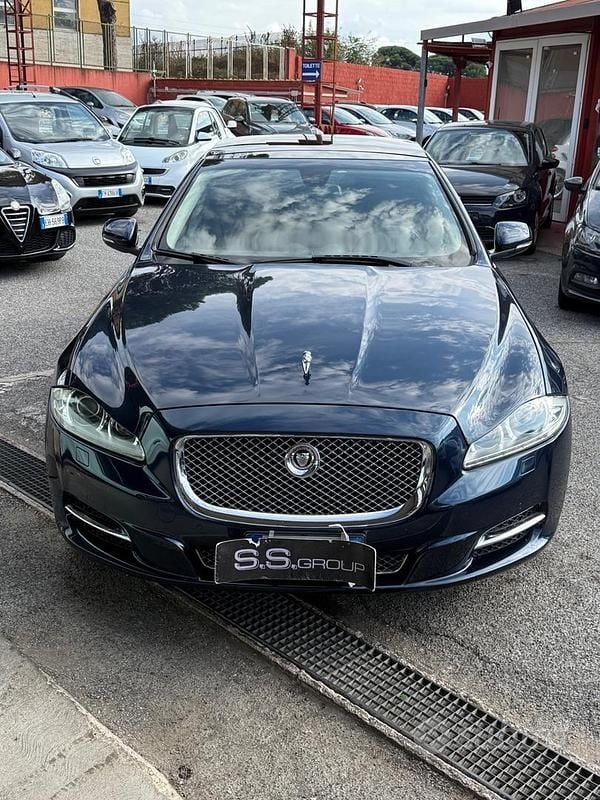 Usata Jaguar XJ S 275 CV (202 kW) 2011 Blu Berlina