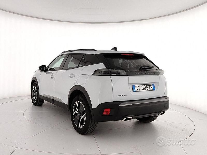 Usata Peugeot 2008 Allure 131 CV (96 kW) 2025 Bianco SUV