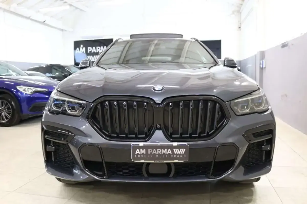 Usata BMW X6 M Sport 340 CV (250 kW) 2022 Cape york green metallizato SUV