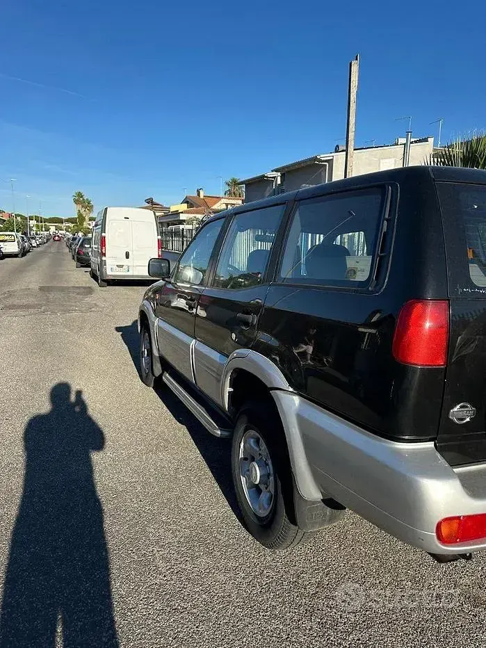Usata Nissan Terrano 125 CV (91 kW) 1998 Nero SUV