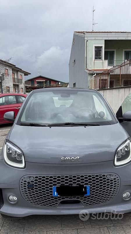Usata Smart ForTwo Electric Drive 52 kW (71 CV) 2020 Grigio Cabrio