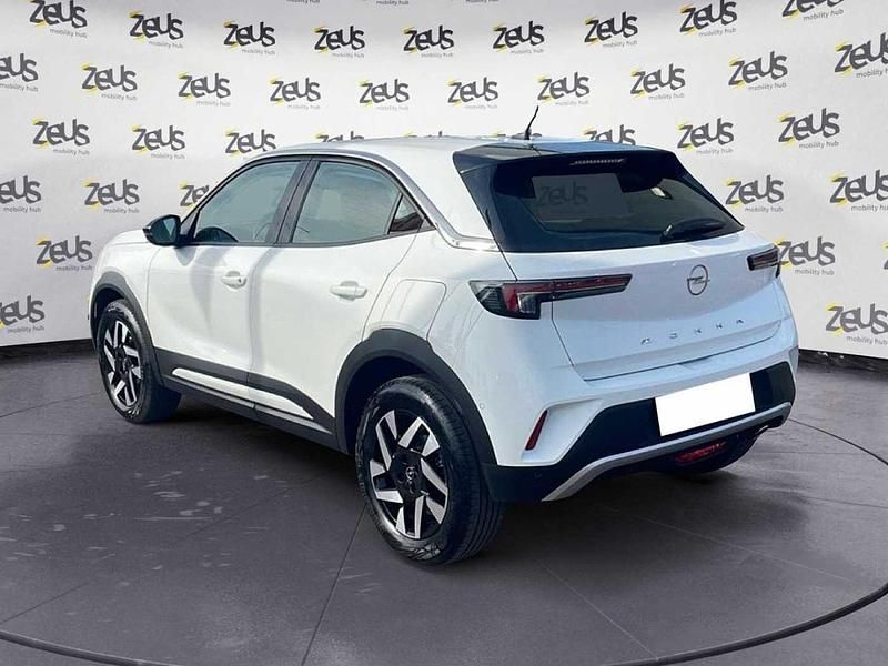 Usata Opel Mokka Elegance 110 CV (80 kW) 2023 Bianco SUV