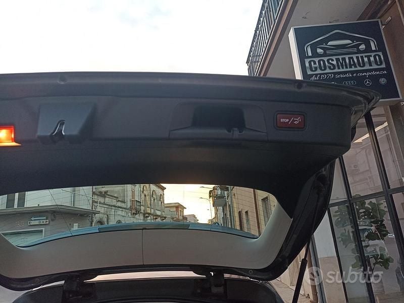 Usata Mercedes GLC220 Executive 169 CV (124 kW) 2015 Grigio SUV