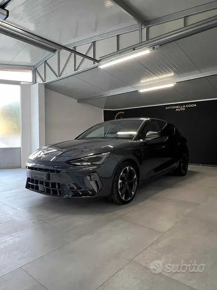 Usata Cupra Leon 150 CV (110 kW) 2025 Grigio Berlina
