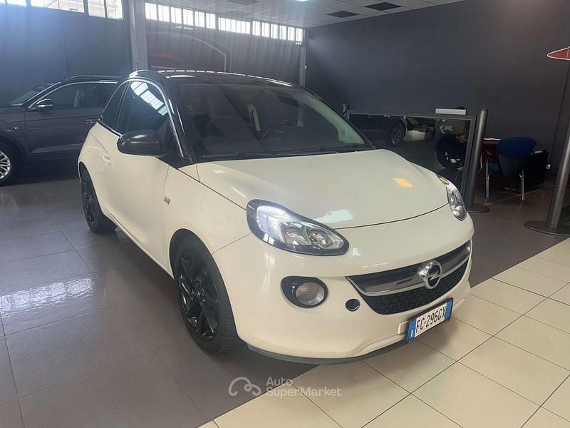Usata Opel Adam 87 CV (63 kW) 2016 Bianco Utilitaria