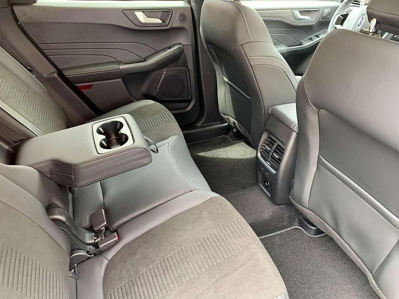 Usata Ford Kuga Active X 151 CV (111 kW) 2024 Verde SUV