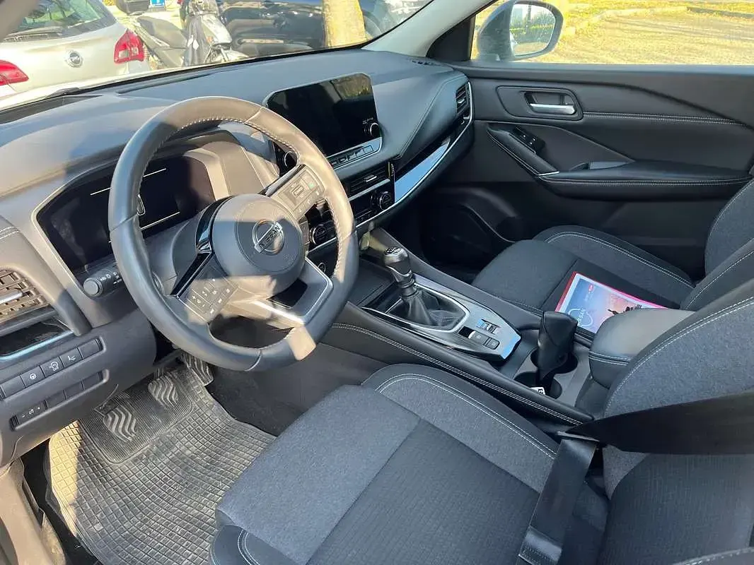 Usata Nissan Qashqai Tekna 140 CV (102 kW) 2021 Bianco SUV