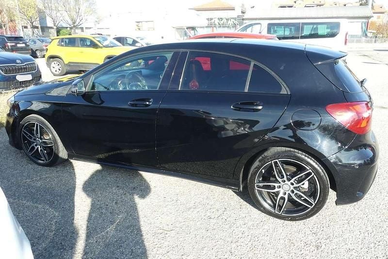 Usata Mercedes A200 Premium 136 CV (100 kW) 2017 Nero Berlina