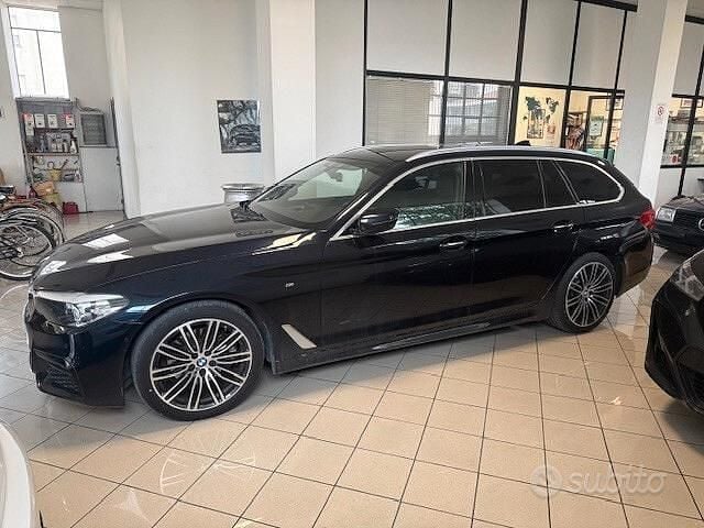 Usata BMW 520 M Sport 190 CV (139 kW) 2019 Blu Station wagon