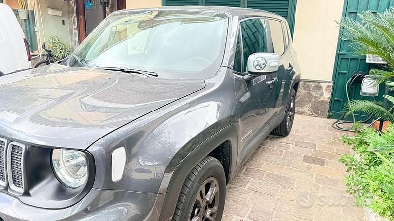 Usata Jeep Renegade 120 CV (88 kW) 2023 Grigio SUV