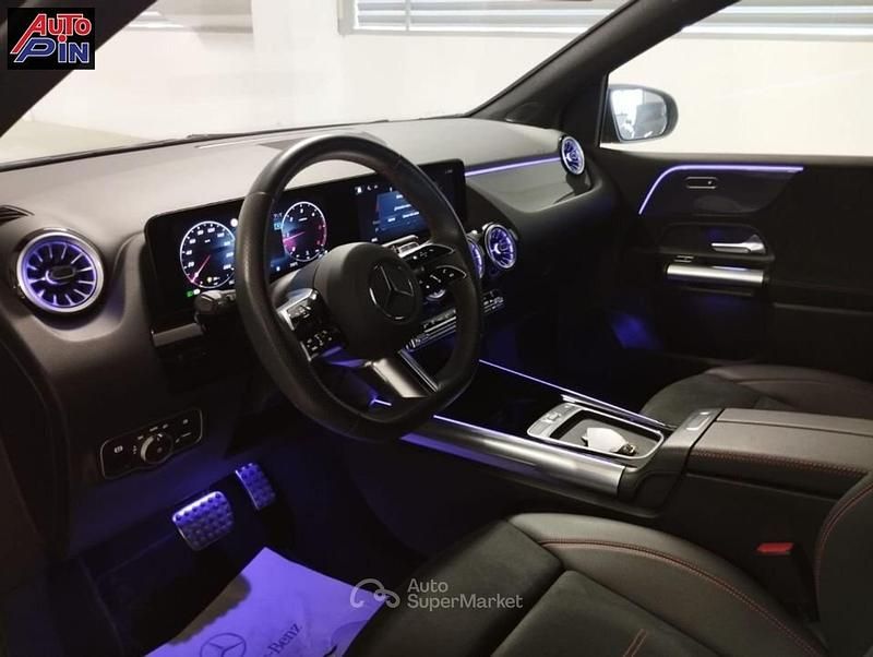 Usata Mercedes B200 AMG line 150 CV (110 kW) 2024 Nero Monovolume