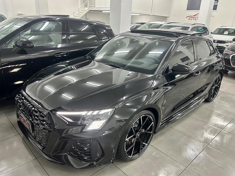 Usata Audi RS3 Ambiente 399 CV (293 kW) 2022 Nero Berlina