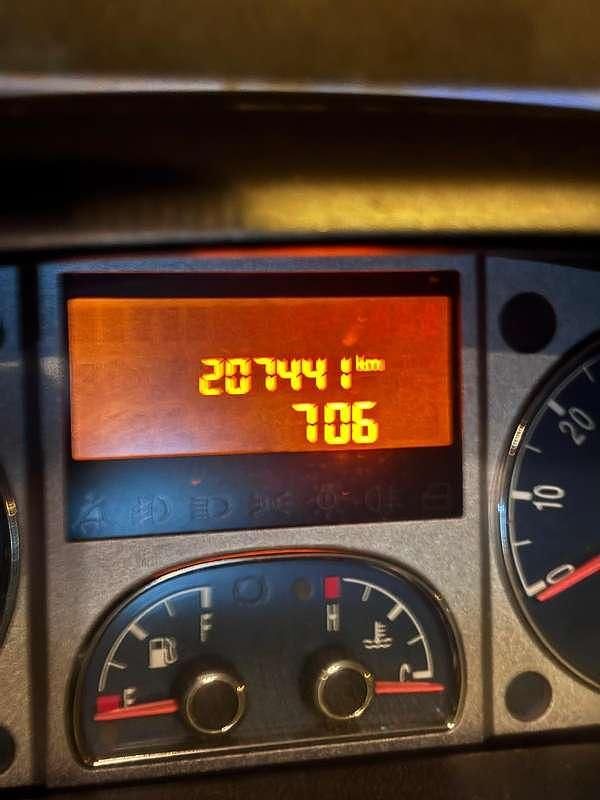 Usata Lancia Musa 90 CV (66 kW) 2009 Grigio Monovolume