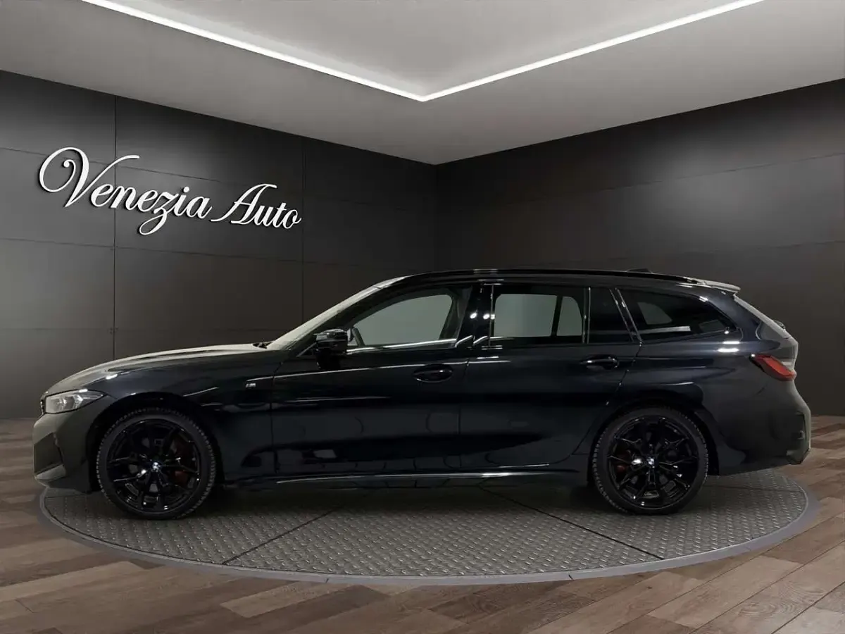 Usata BMW 340 M Sport 340 CV (250 kW) 2025 Nero Station wagon