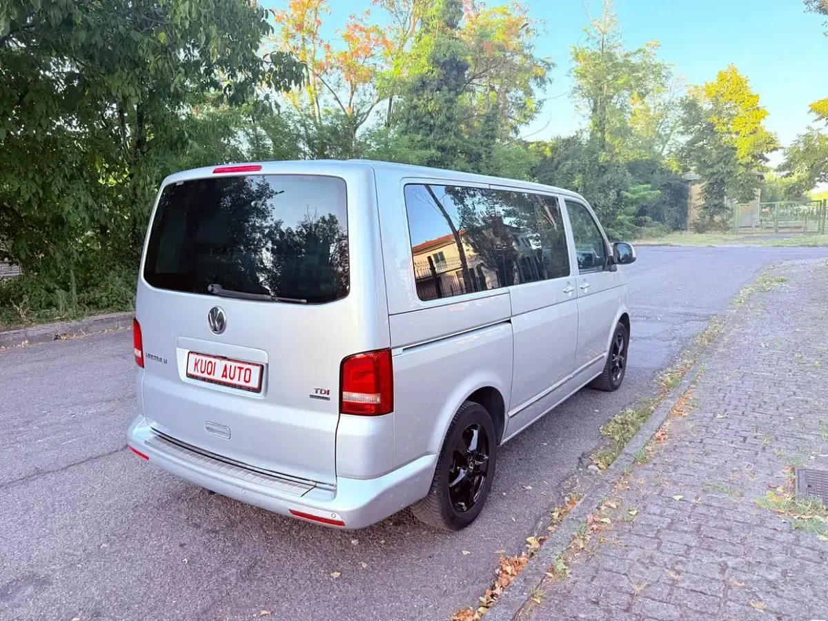 Usata VW Multivan 180 CV (132 kW) 2015 Grigio Monovolume