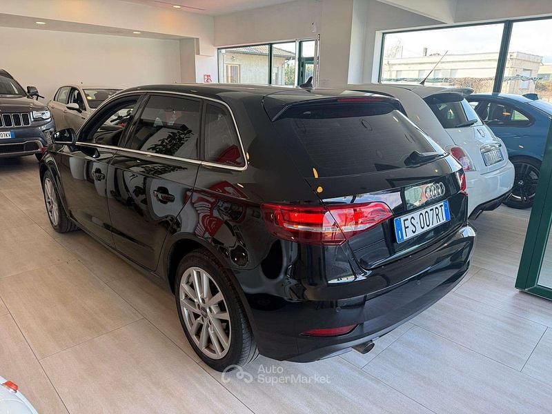 Usata Audi A3 Business 116 CV (85 kW) 2018 Nero Berlina
