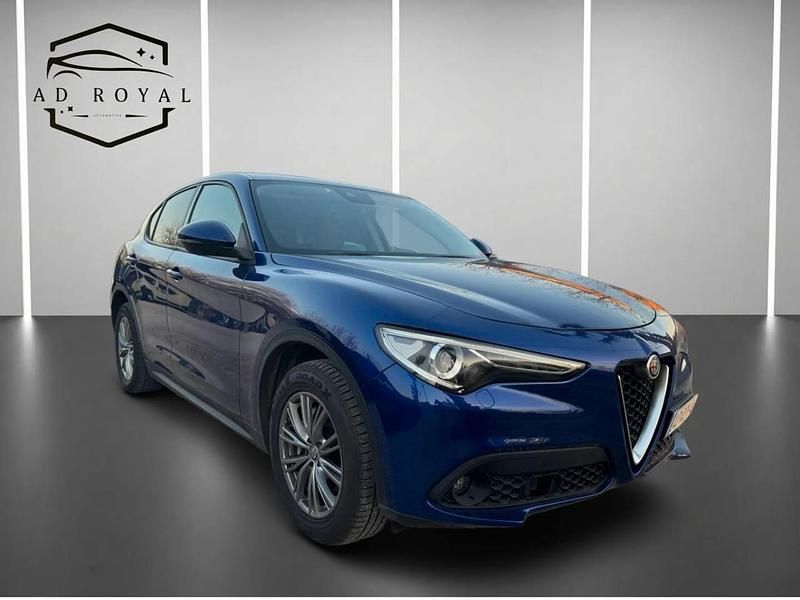 Blu Usata 2021 Alfa Romeo Stelvio Executive SUV | 21.990 € (Ottimo prezzo) - Immagine 1/4