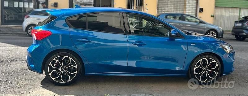 Usata Ford Focus ST-Line 125 CV (91 kW) 2019 Blu Berlina