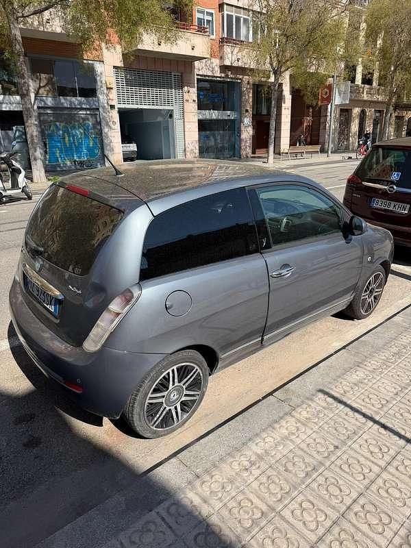 Usata Lancia Ypsilon 75 CV (55 kW) 2010 Utilitaria