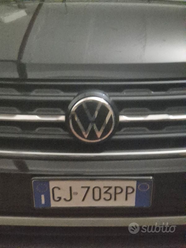 Usata VW T-Cross 110 CV (80 kW) 2022 Nero SUV