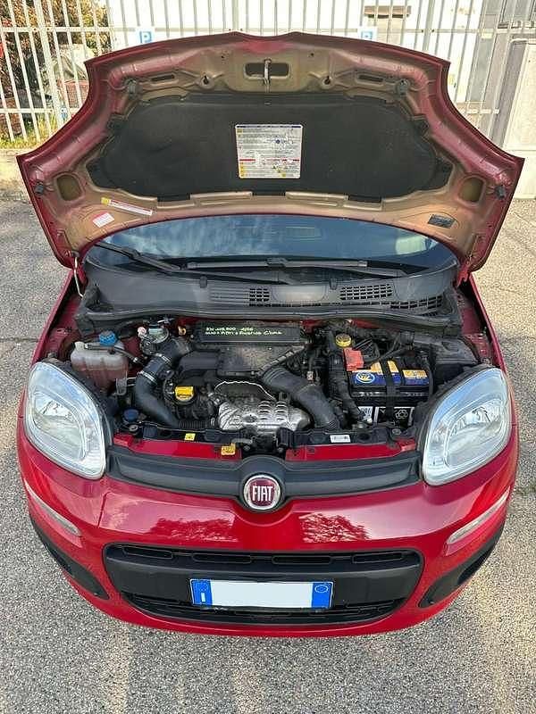 Usata Fiat Panda Lounge 95 CV (69 kW) 2016 Rosso Utilitaria