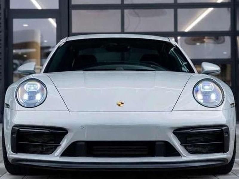 Usata Porsche 911 Carrera 4 GTS 480 CV (353 kW) 2022 Gesso Coupé