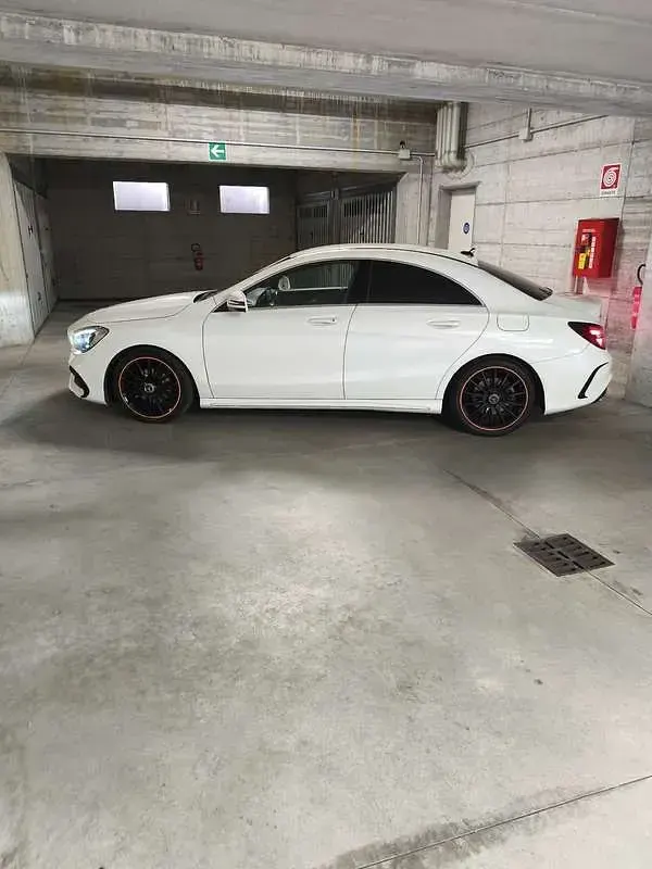 Usata Mercedes CLA180 Premium 122 CV (89 kW) 2016 Coupé