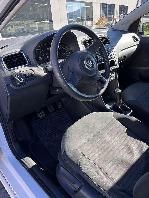 Usata VW Polo Comfortline 69 CV (50 kW) 2010 Bianco Utilitaria