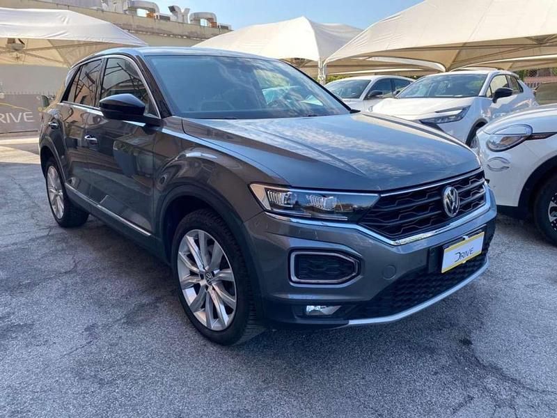 Grigio(met.) Usata 2020 VW T-Roc Style SUV | 18.900 € (Super prezzo) - Immagine 1/4
