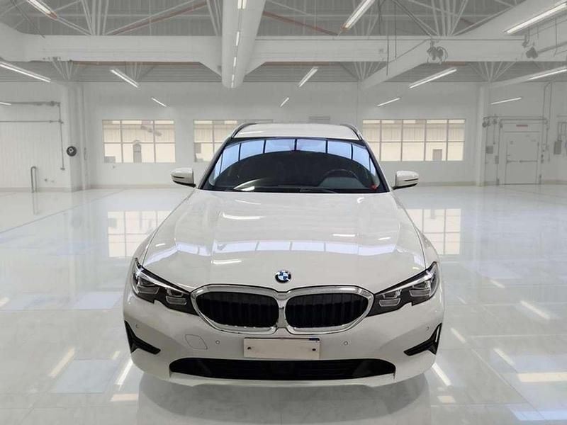 Usata BMW 318 Advantage 150 CV (110 kW) 2021 Bianco Station wagon