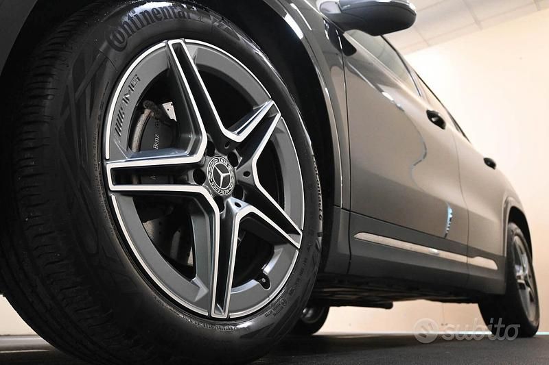 Usata Mercedes GLA200 150 CV (110 kW) 2025 Nero SUV