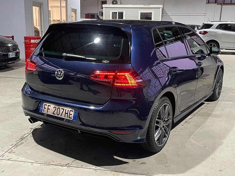 Usata VW Golf VII Edition 110 CV (80 kW) 2016 Blu Berlina