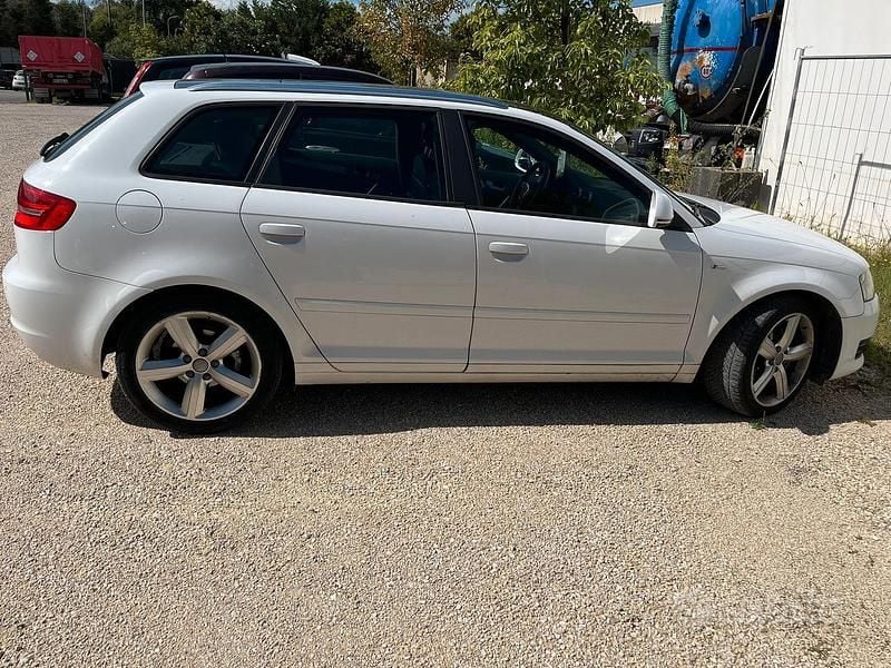 Usata Audi A3 S-Line 125 CV (91 kW) 2010 Bianco Utilitaria