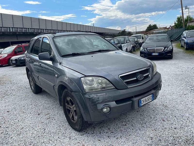 Usata Kia Sorento 140 CV (102 kW) 2004 Grigio SUV