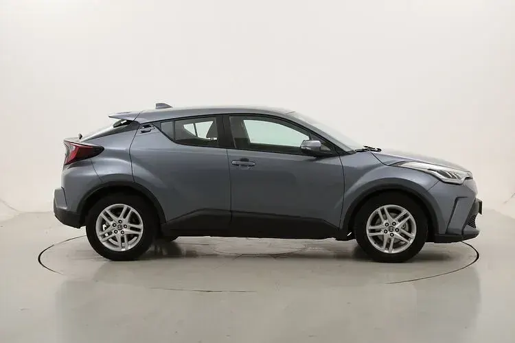 Second-hand Toyota C-HR Business Edition 122 CP (89 kW) 2022 SUV
