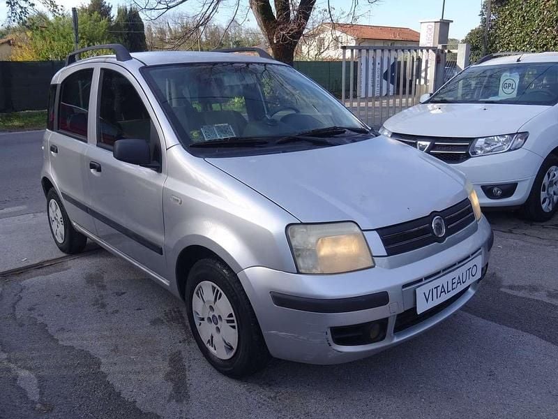 Usata Fiat Panda Active 60 CV (44 kW) 2007 Argento Berlina
