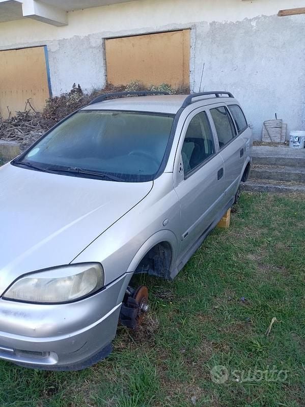 Grigio Usata 2001 Opel Astra Station wagon | 500 € (Super prezzo) - Immagine 1/2
